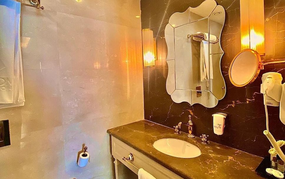 Bathroom Photo