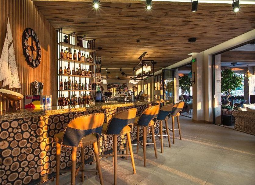 Bar Photo
