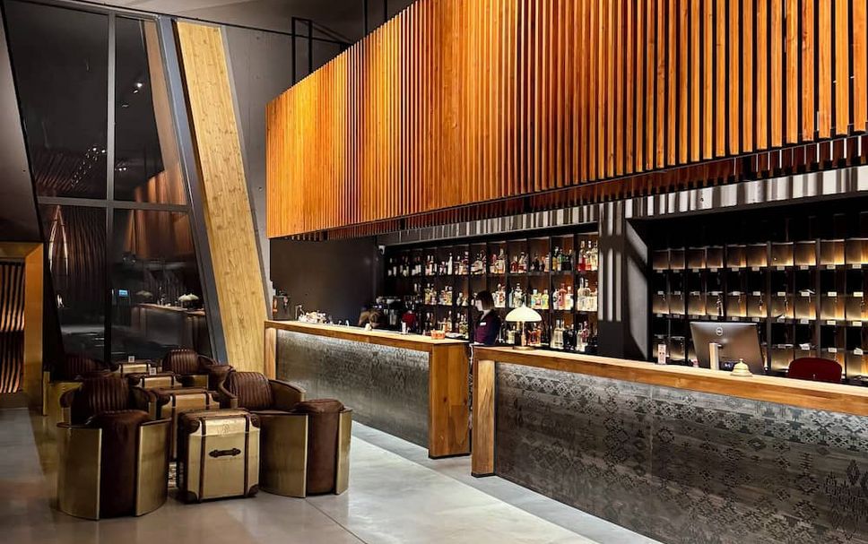 Bar Photo