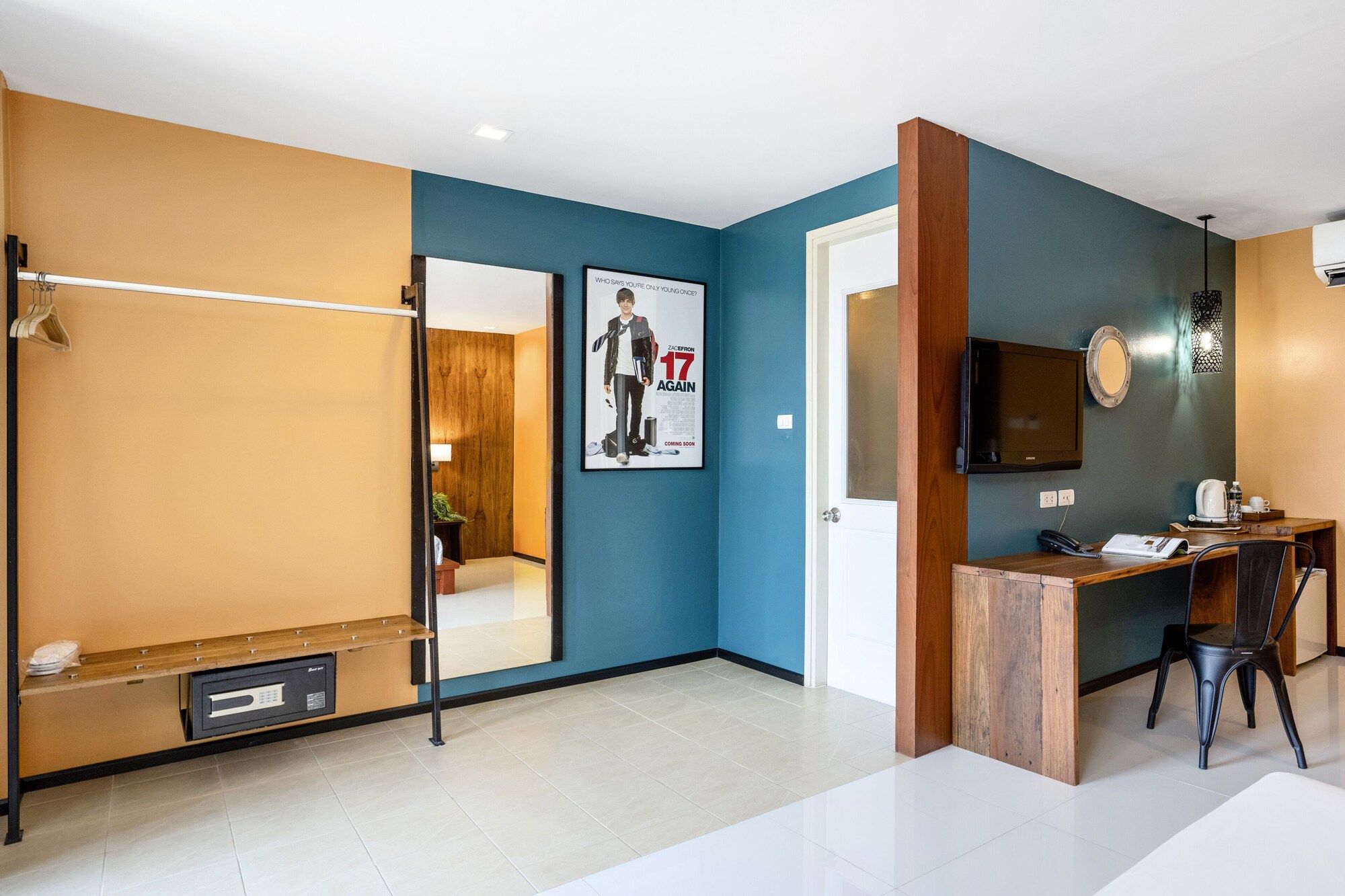 Room amenity