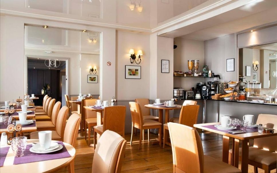 Restaurant Photo