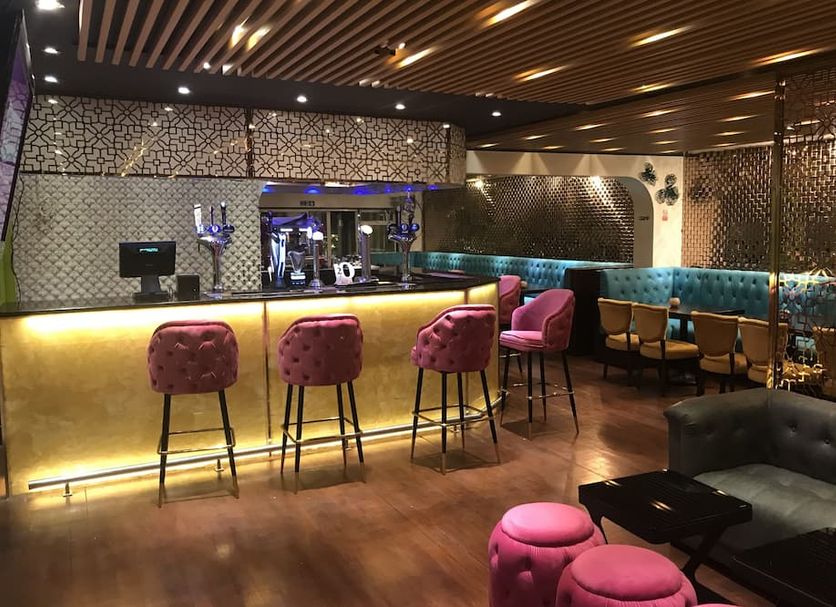 Bar Photo