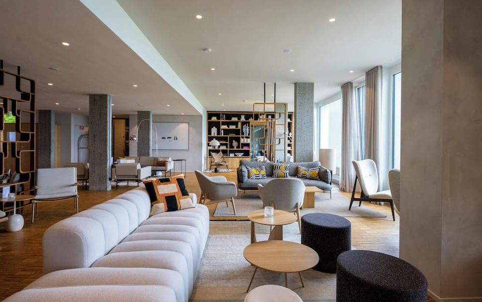 Lounge Photo