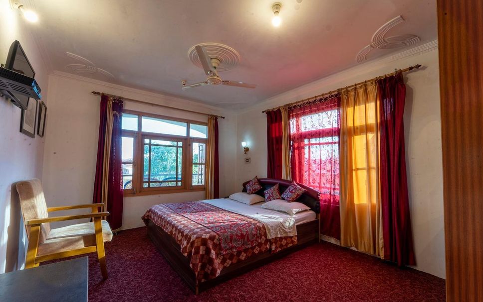 Bedroom Photo