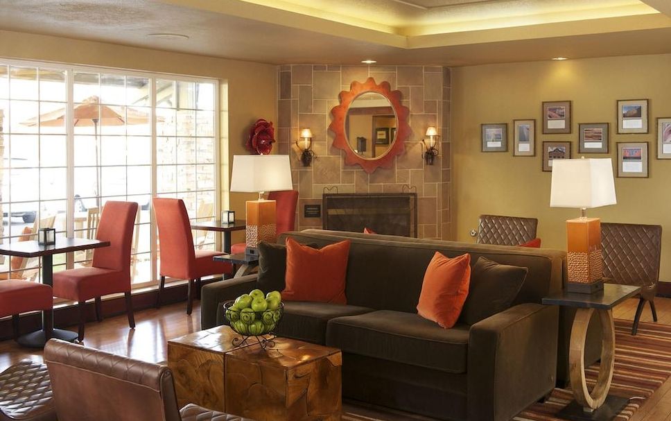 Lounge Photo