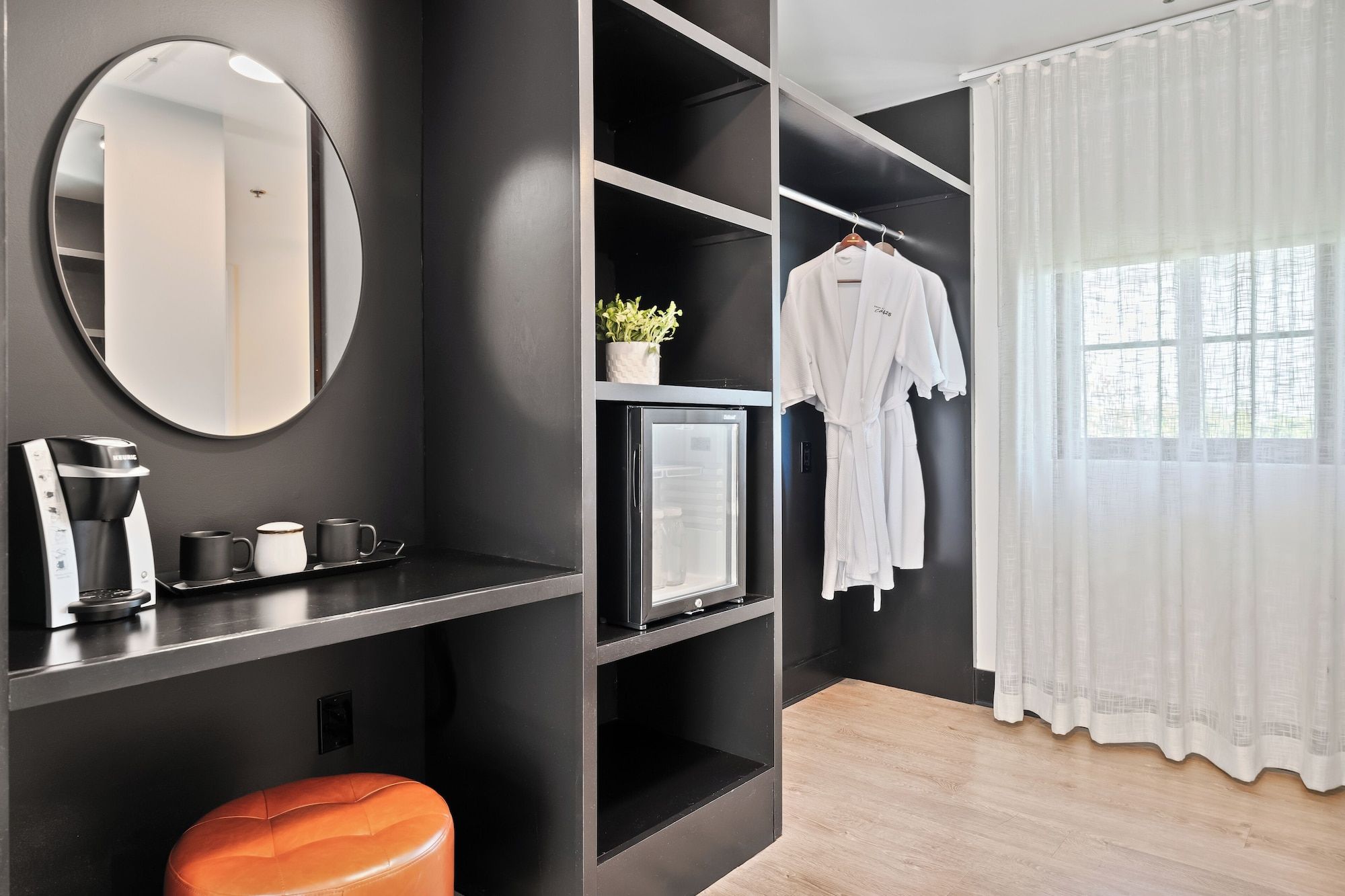 Room amenity