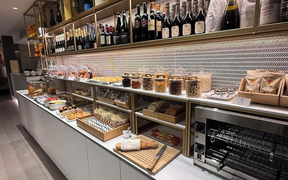 Buffet Photo