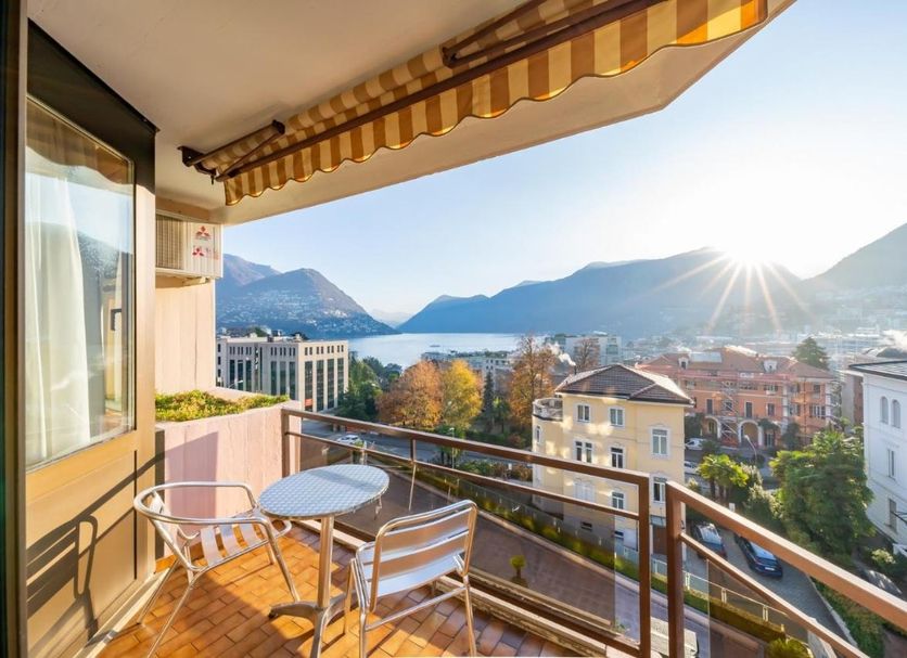 Balcony Photo