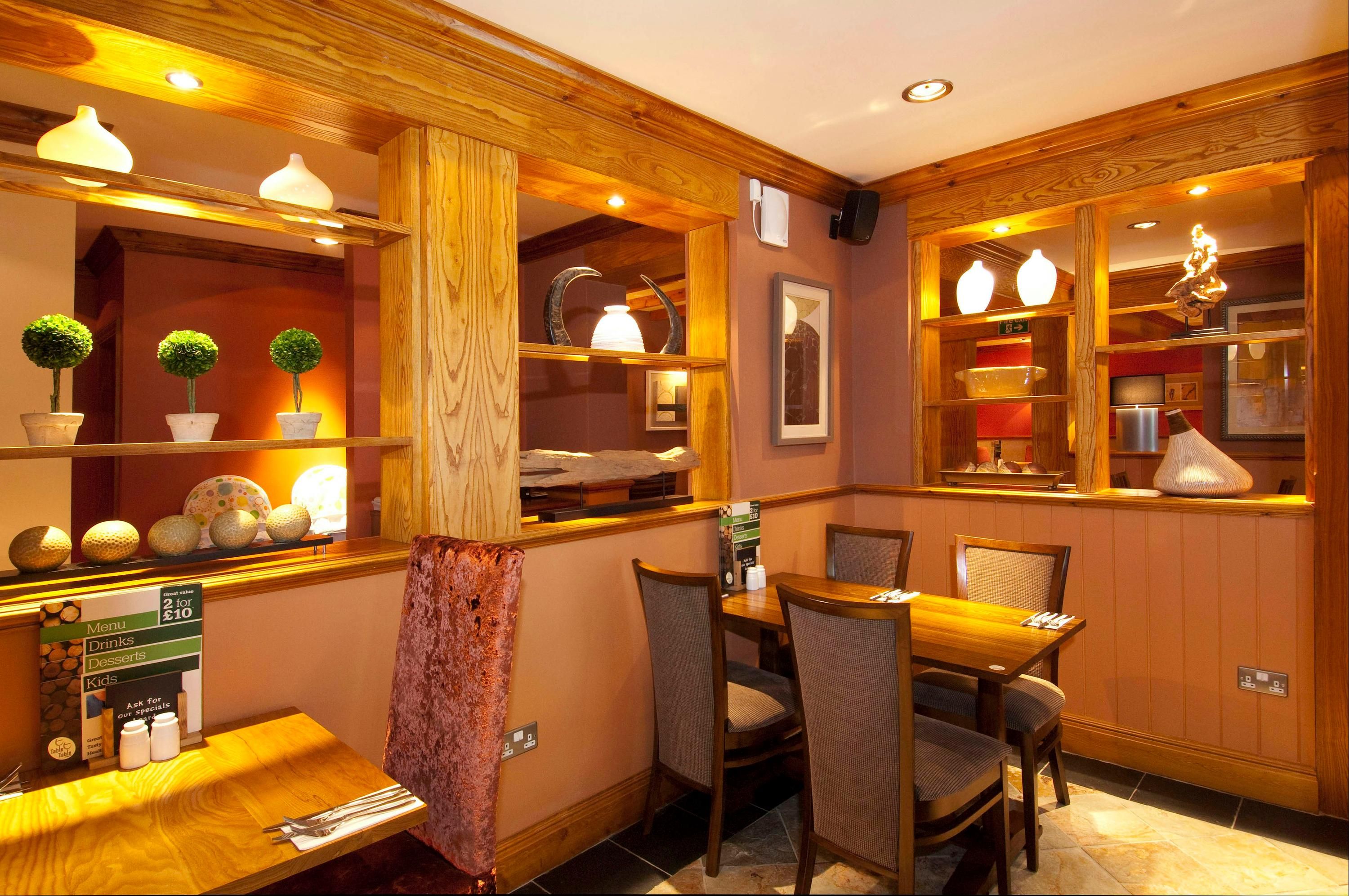 Dining room Photo