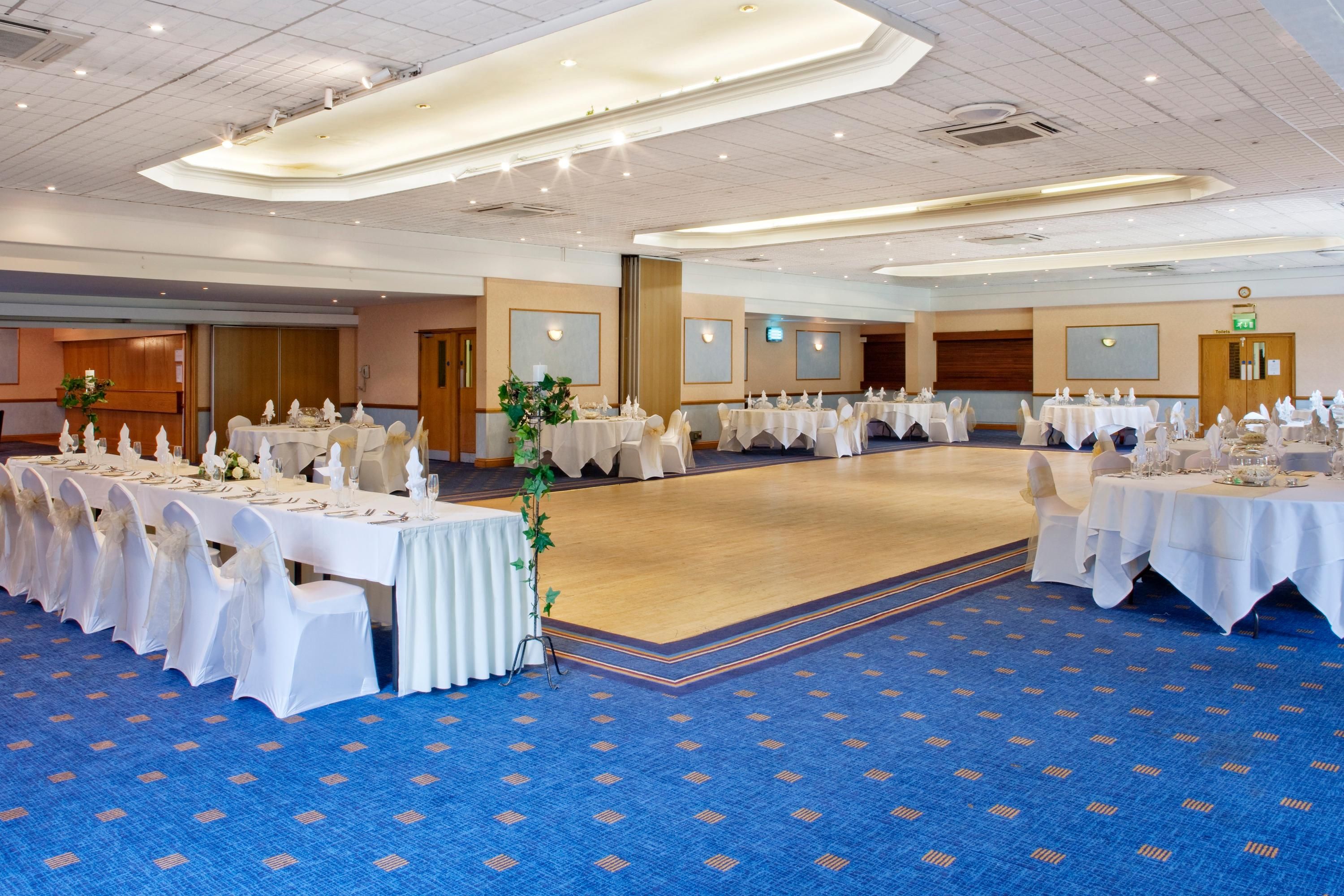 Banquet hall