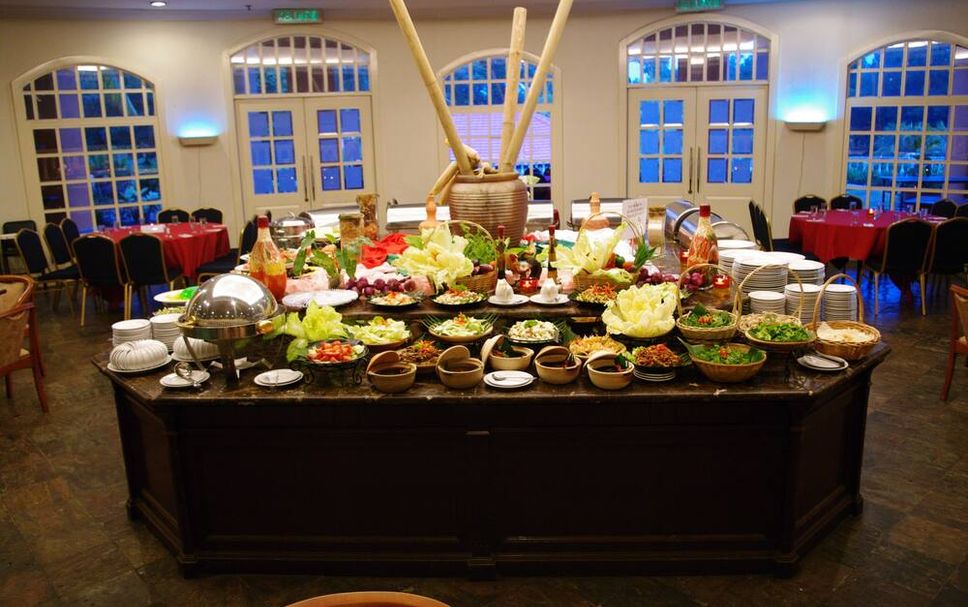 Buffet Photo