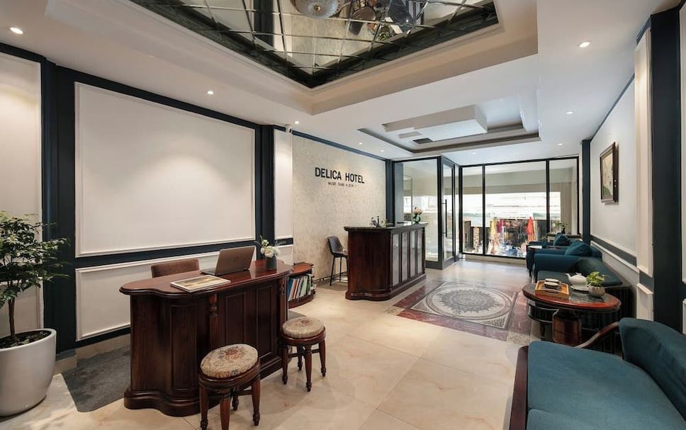 Lobby Photo