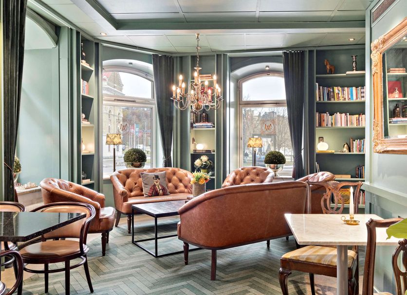Lounge Photo