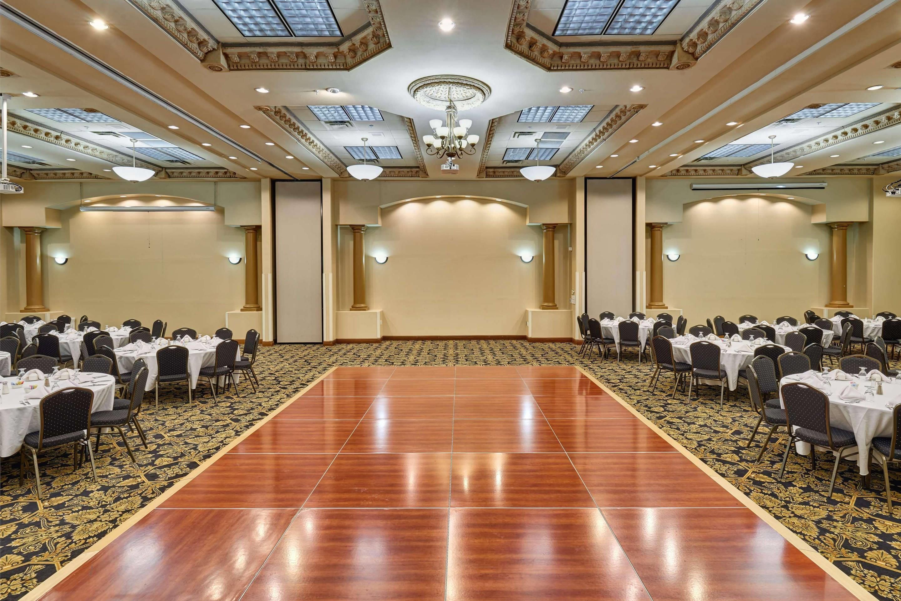 Banquet hall