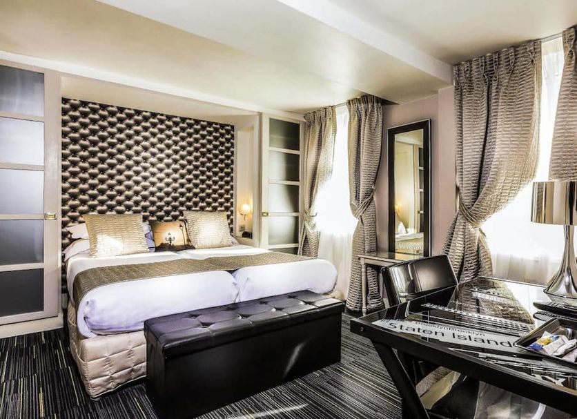 Bedroom Photo
