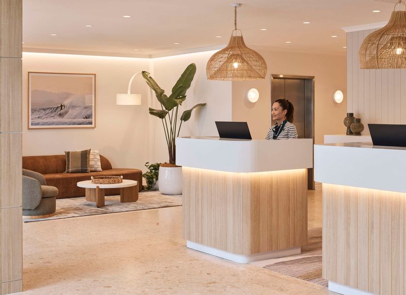 Front desk Photo