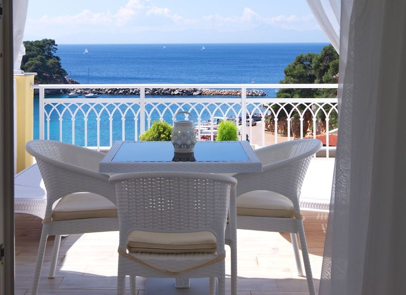 Balcony Photo