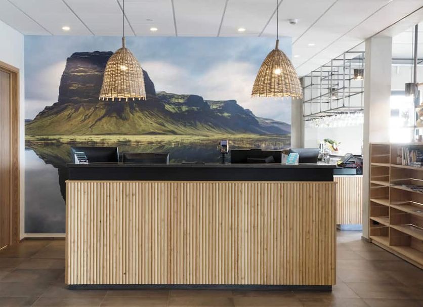 Front desk Photo
