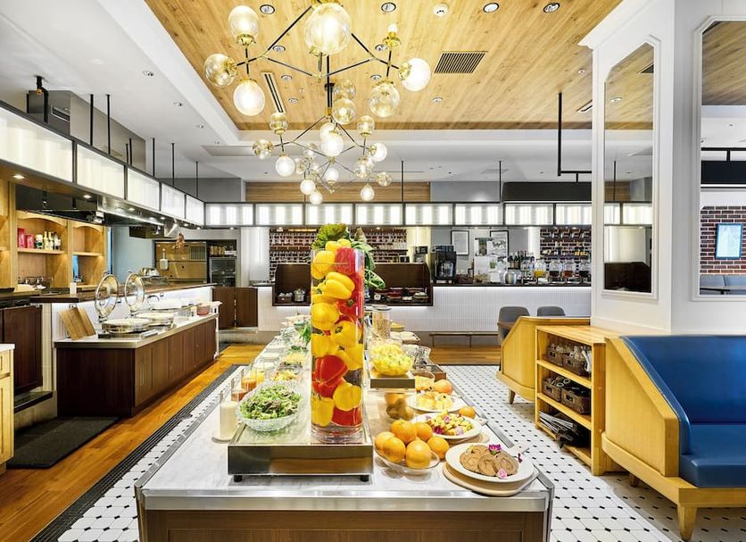 Buffet Photo