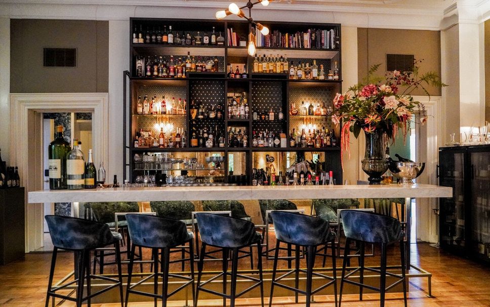 Bar Photo