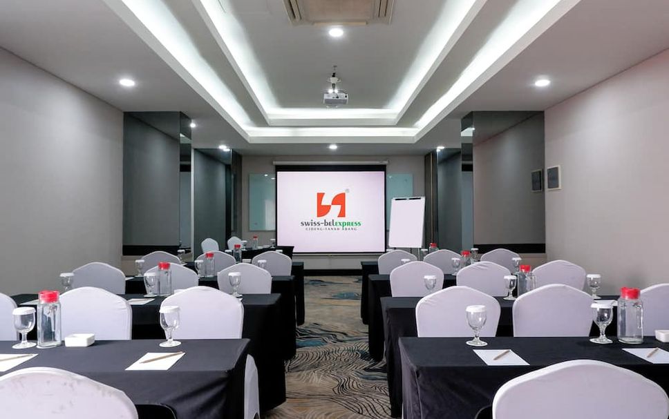 Conference room Photo