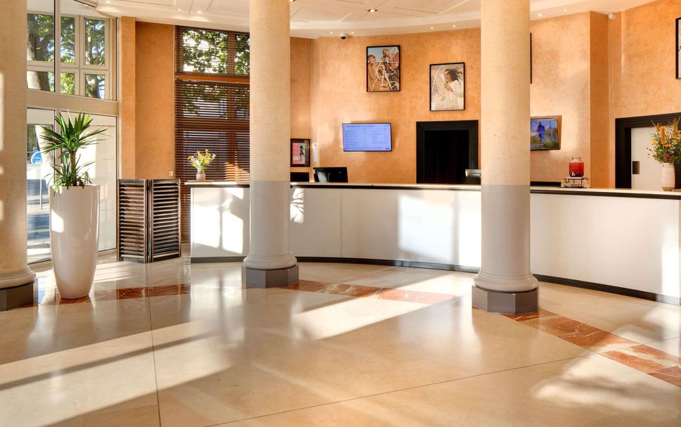 Lobby Photo