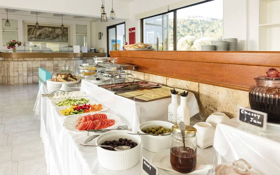 Buffet Photo