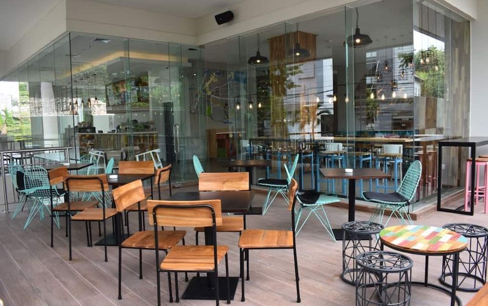 Restaurant Photo