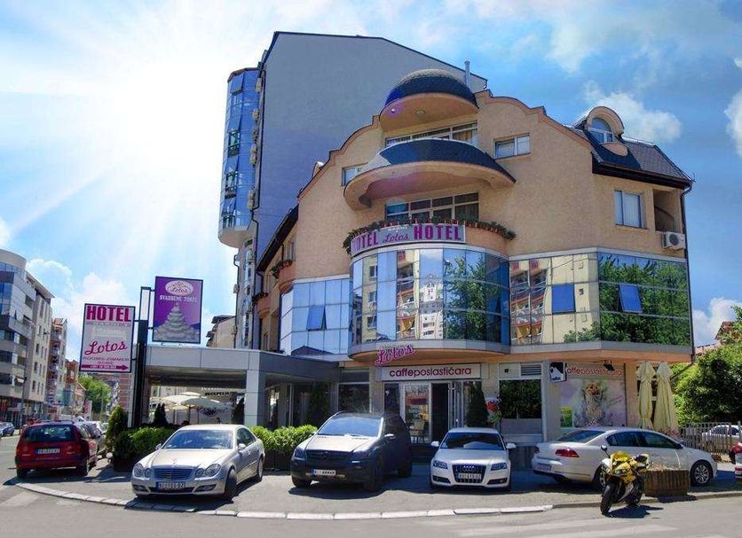 Building Photo