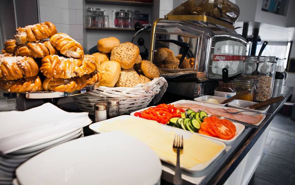 Buffet Photo