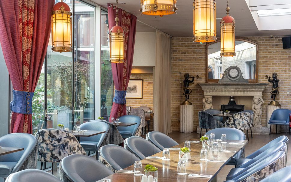 Restaurant Photo