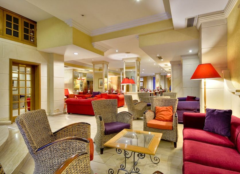 Lounge Photo
