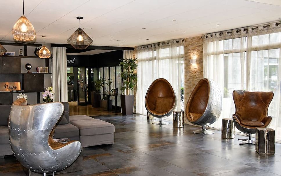 Lounge Photo