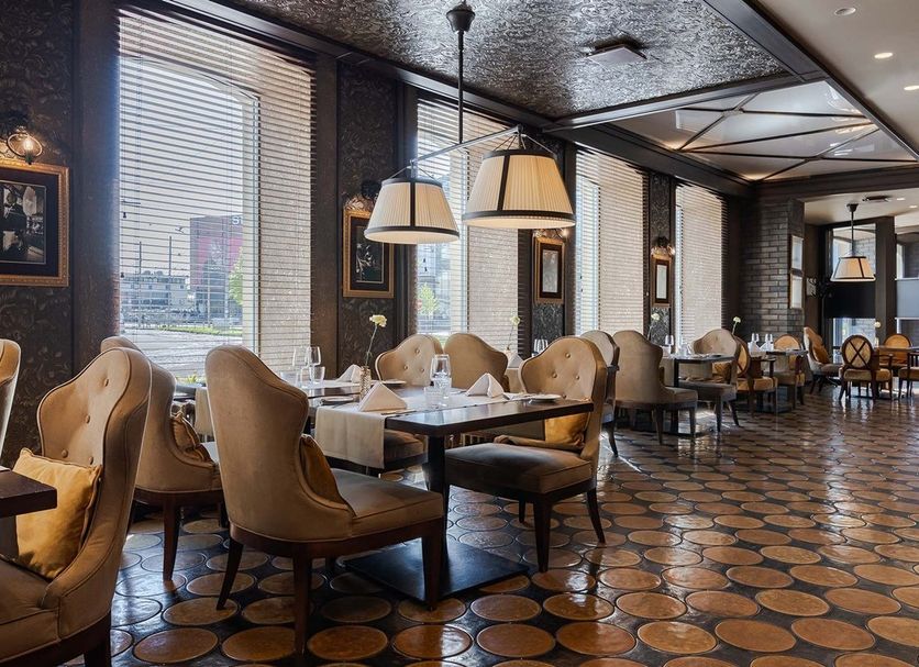 Restaurant Photo