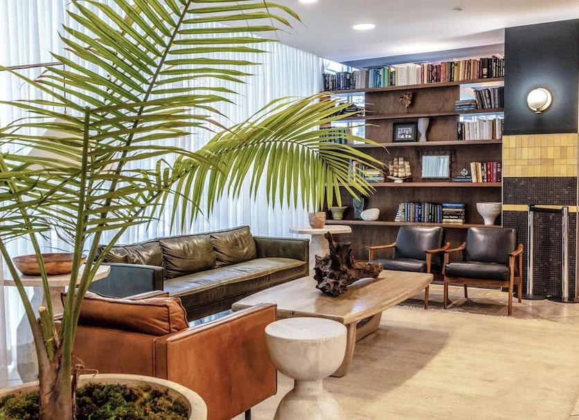 Lounge Photo
