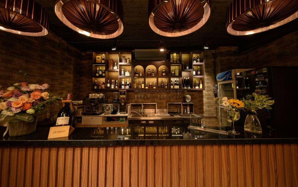 Bar Photo