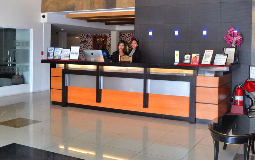 Front desk Photo