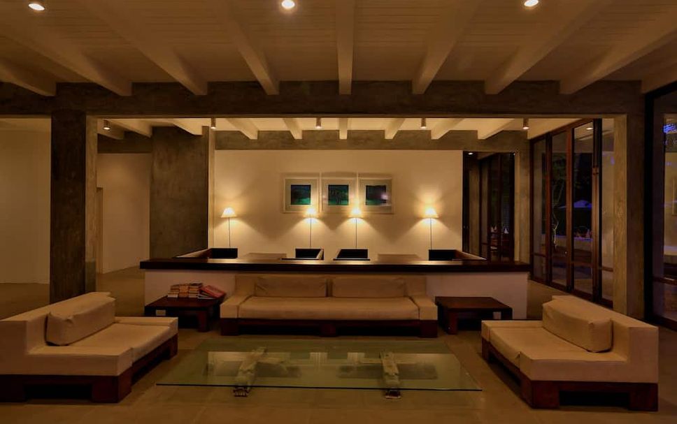 Lounge Photo