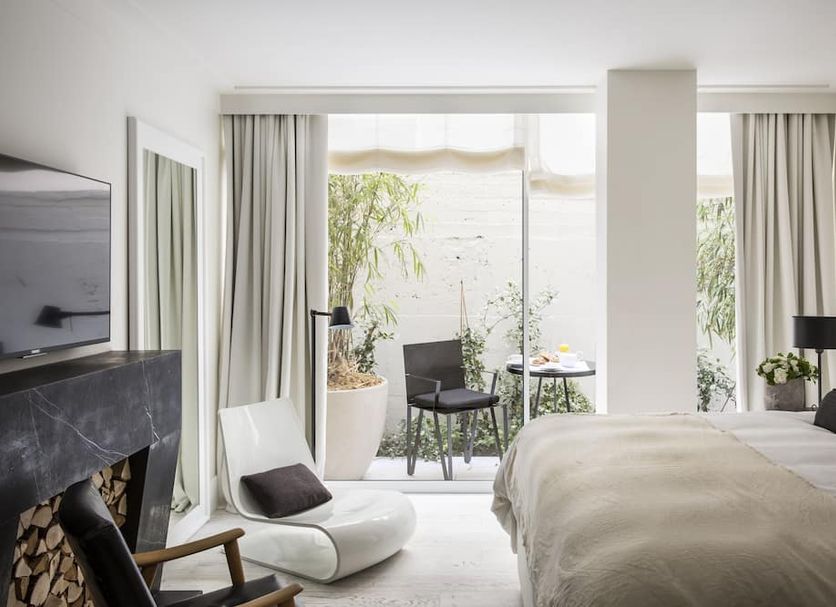 Bedroom Photo