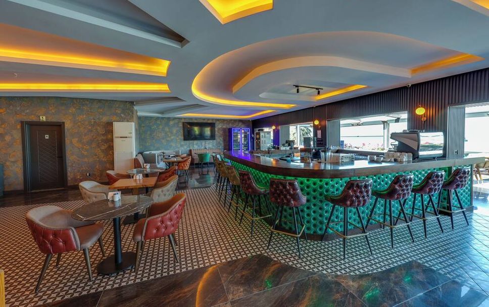 Bar Photo