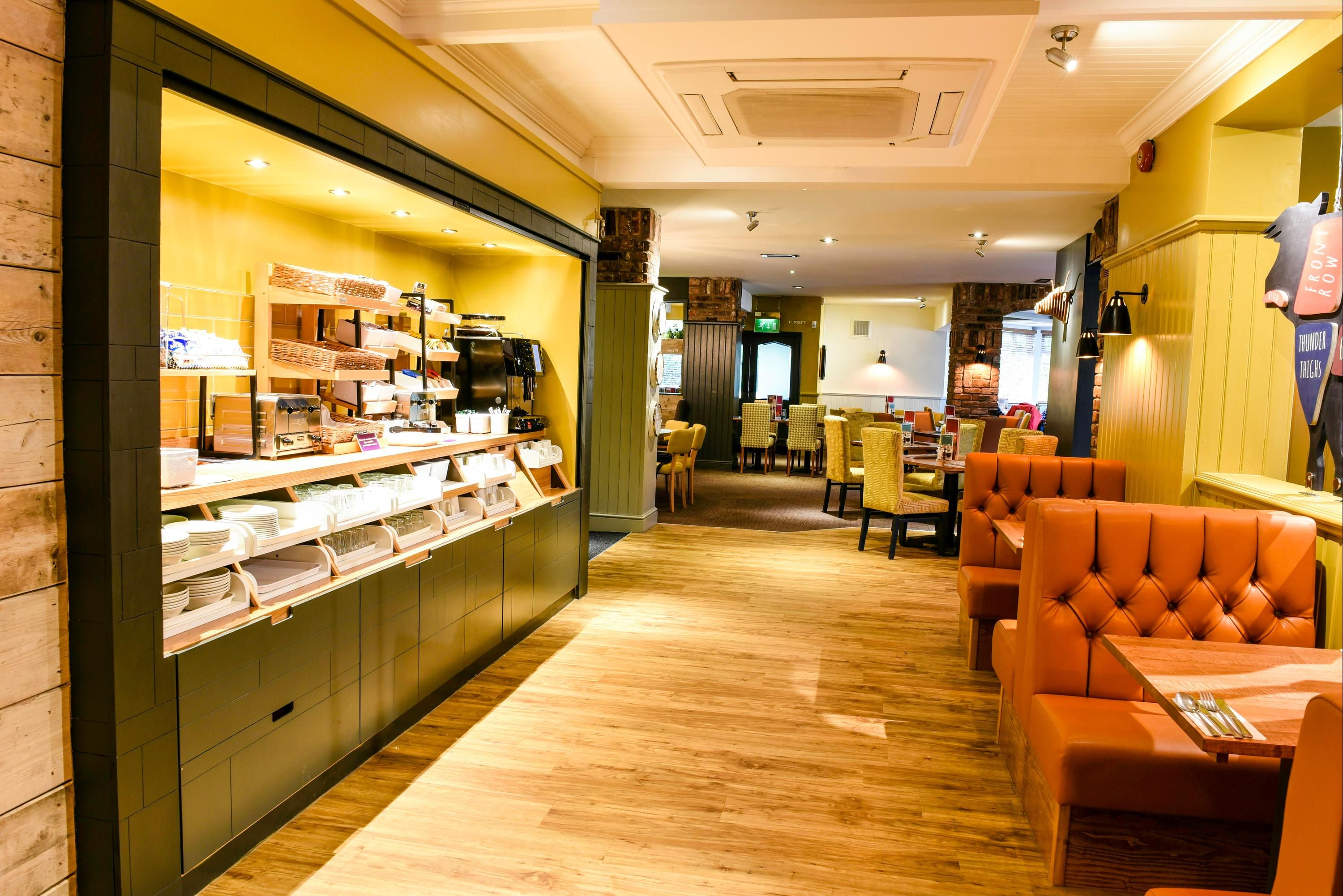 Restaurant Photo