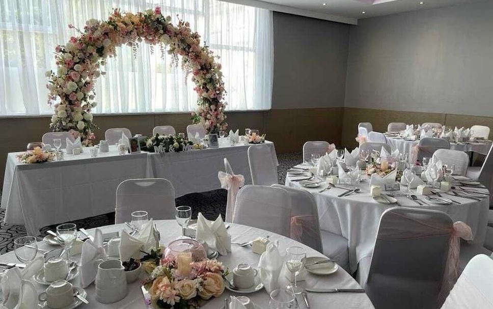 Banquet hall Photo