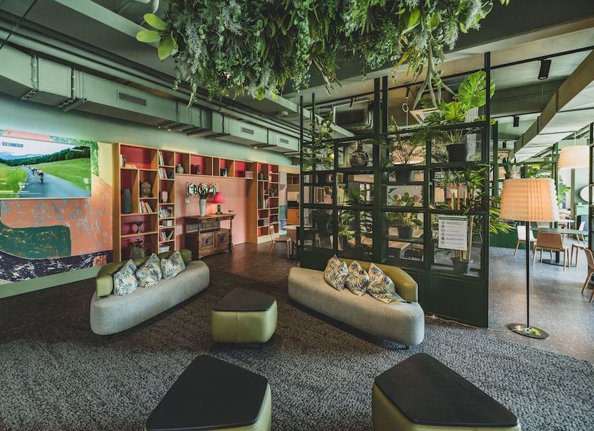 Lounge Photo