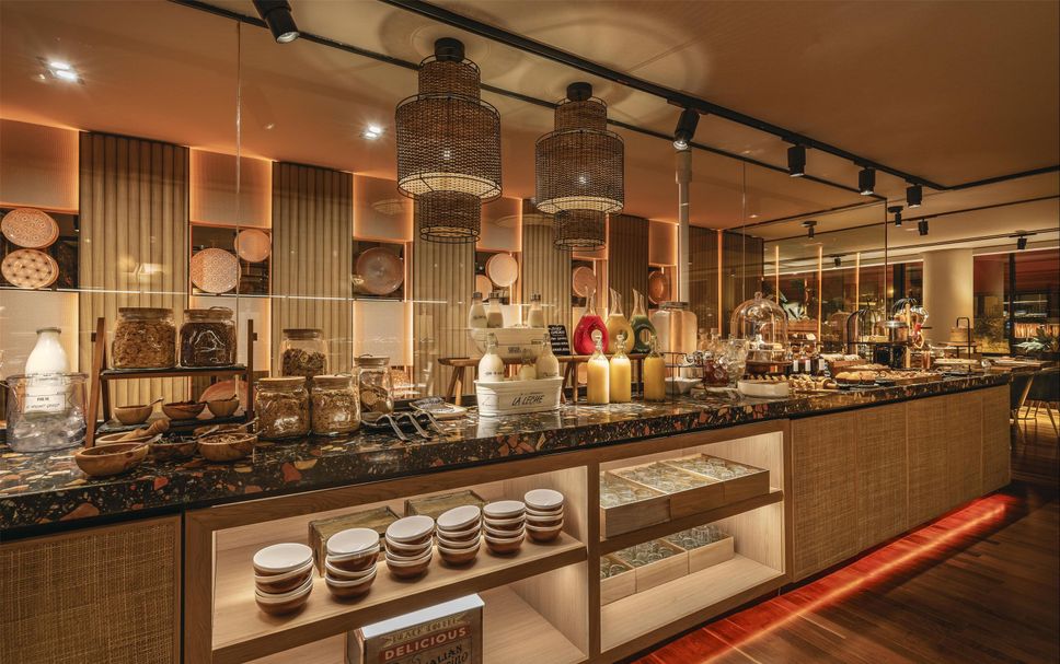 Buffet Photo