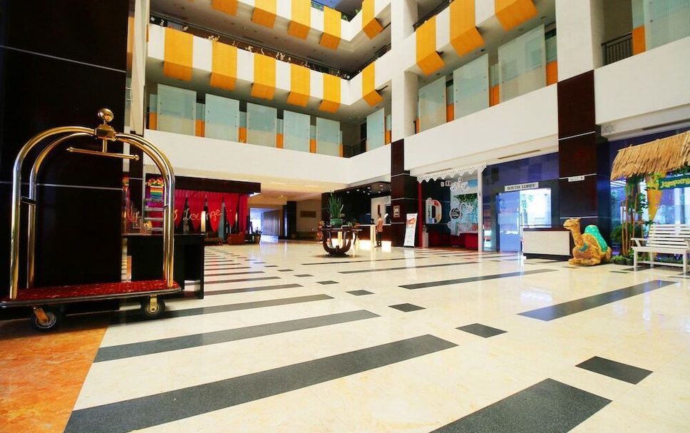 Lobby Photo