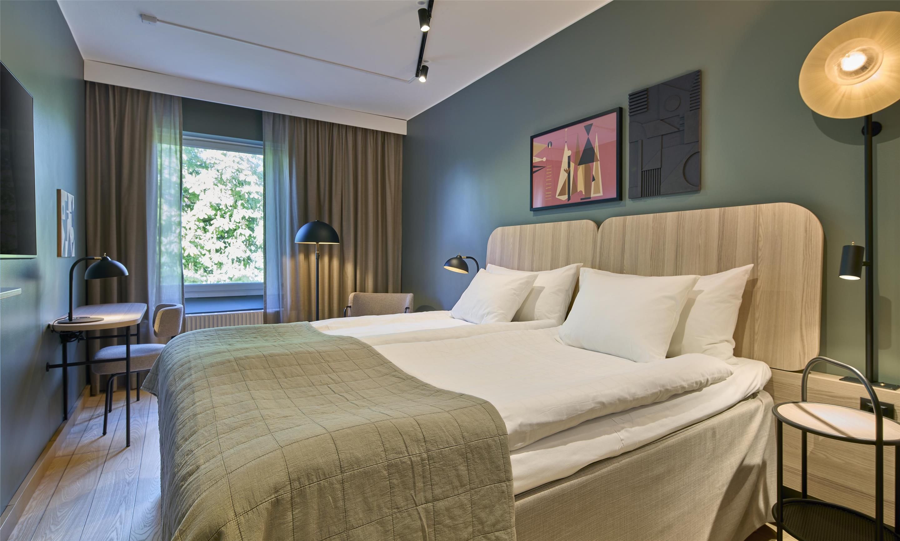 Bedroom