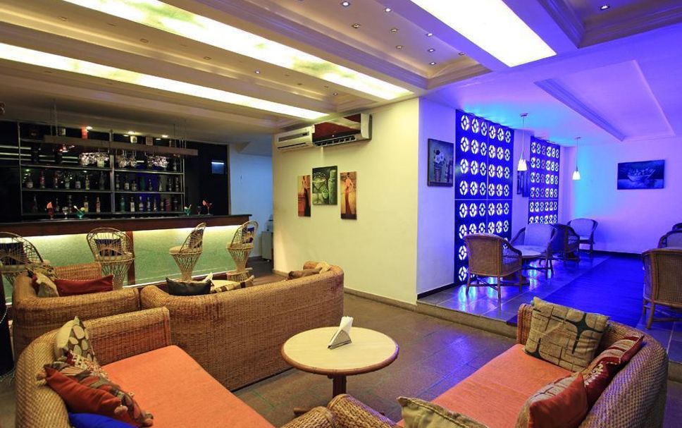 Bar Photo