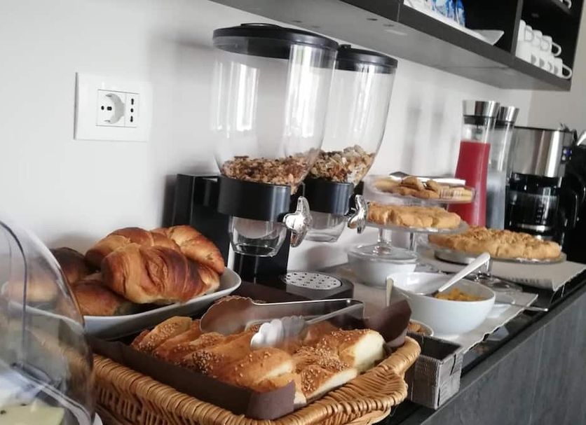 Buffet Photo