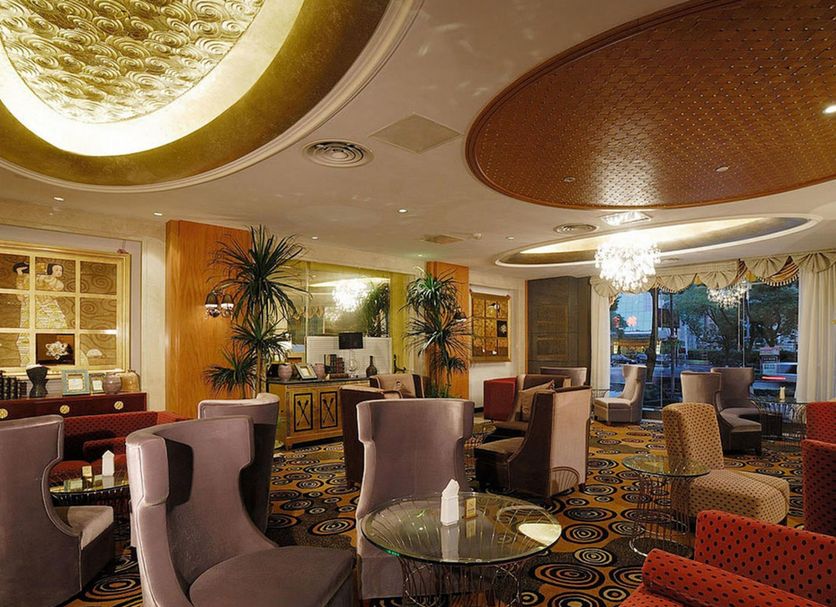 Lounge Photo