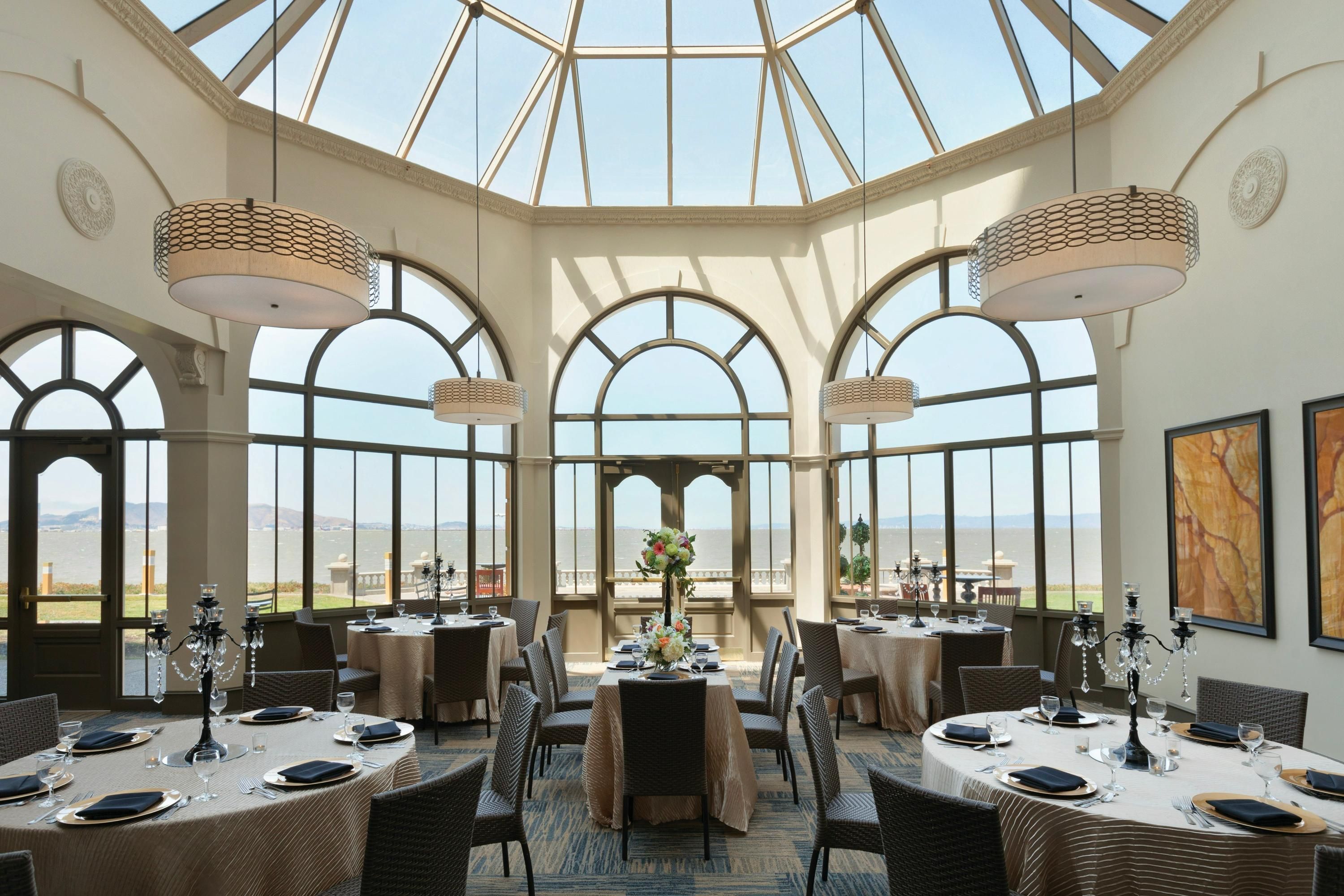 Banquet hall